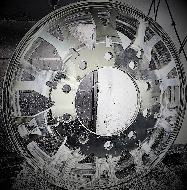 Custom Rim in Machine